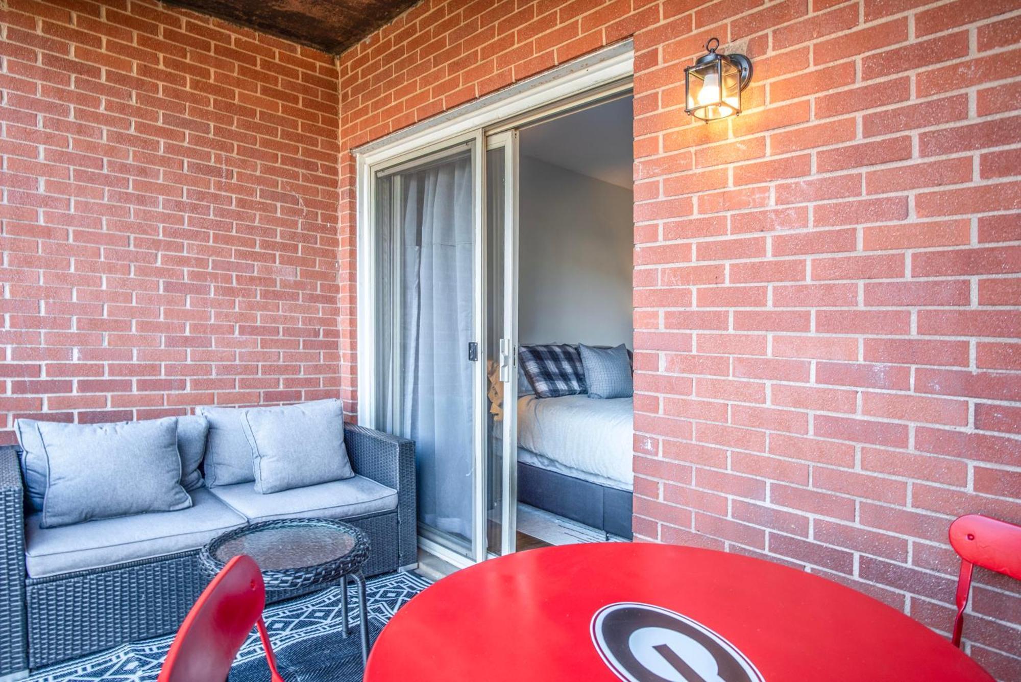 Classic City Getaway - 1 Mile Walk To Sanford Stadium! 阿森斯 外观 照片